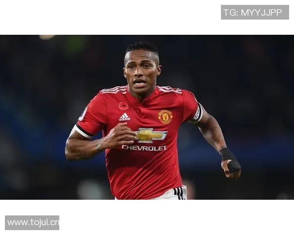 曼联球迷票选最佳边翼卫结果揭晓瓦伦西亚荣登榜首埃弗拉吉格斯紧随其后